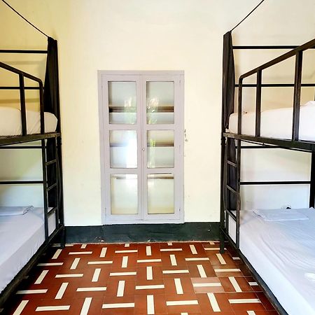 Poco A Poco Junior Hostel León Екстериор снимка