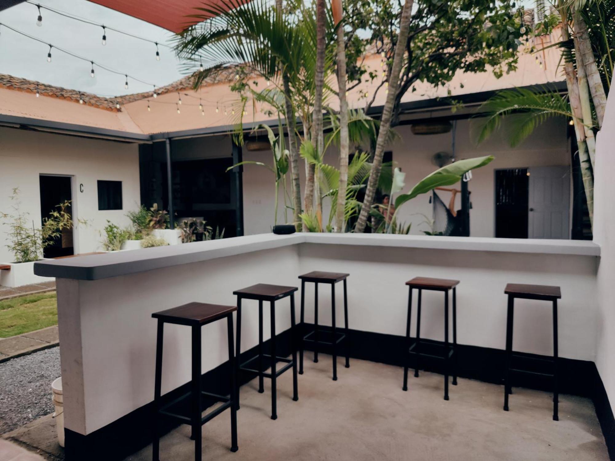 Poco A Poco Junior Hostel León Екстериор снимка